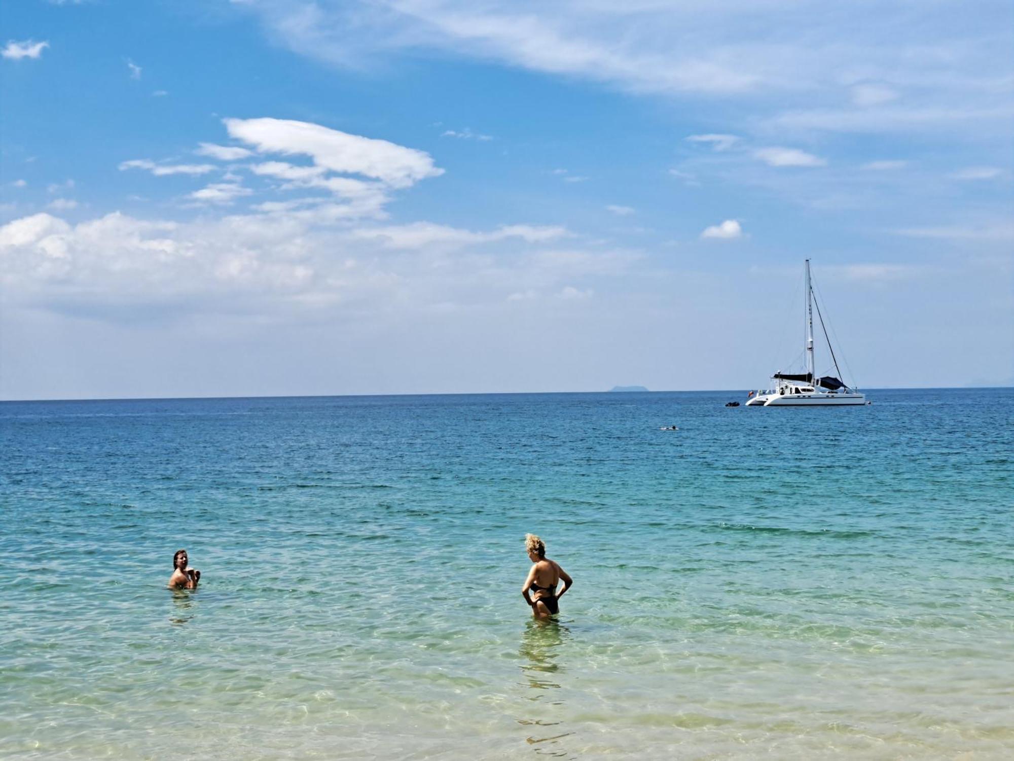 The Blue Gecko Hotel Koh Lanta Bagian luar foto