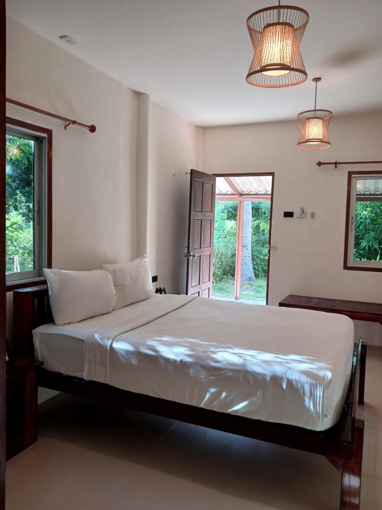 The Blue Gecko Hotel Koh Lanta Bagian luar foto