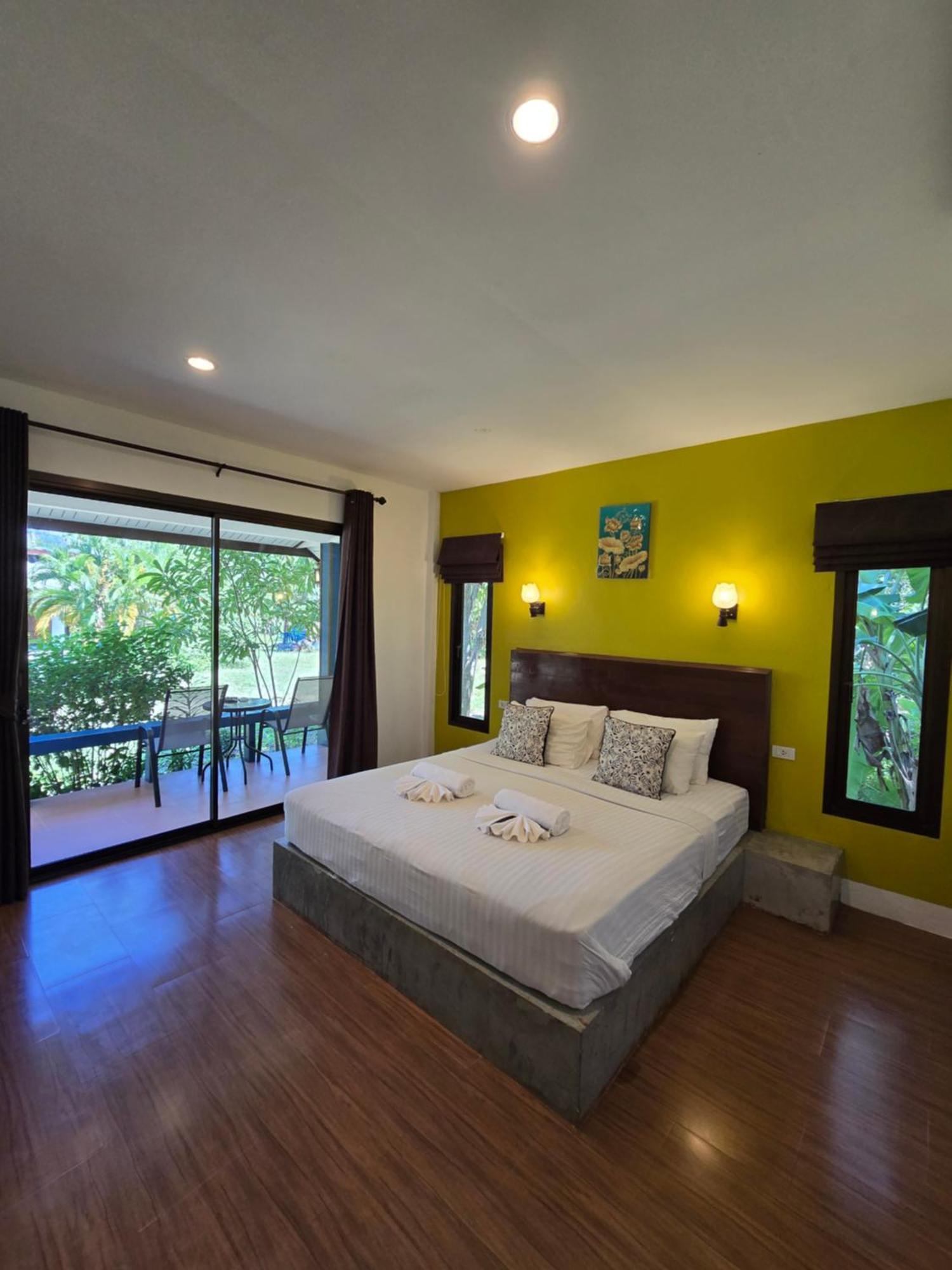 The Blue Gecko Hotel Koh Lanta Bagian luar foto