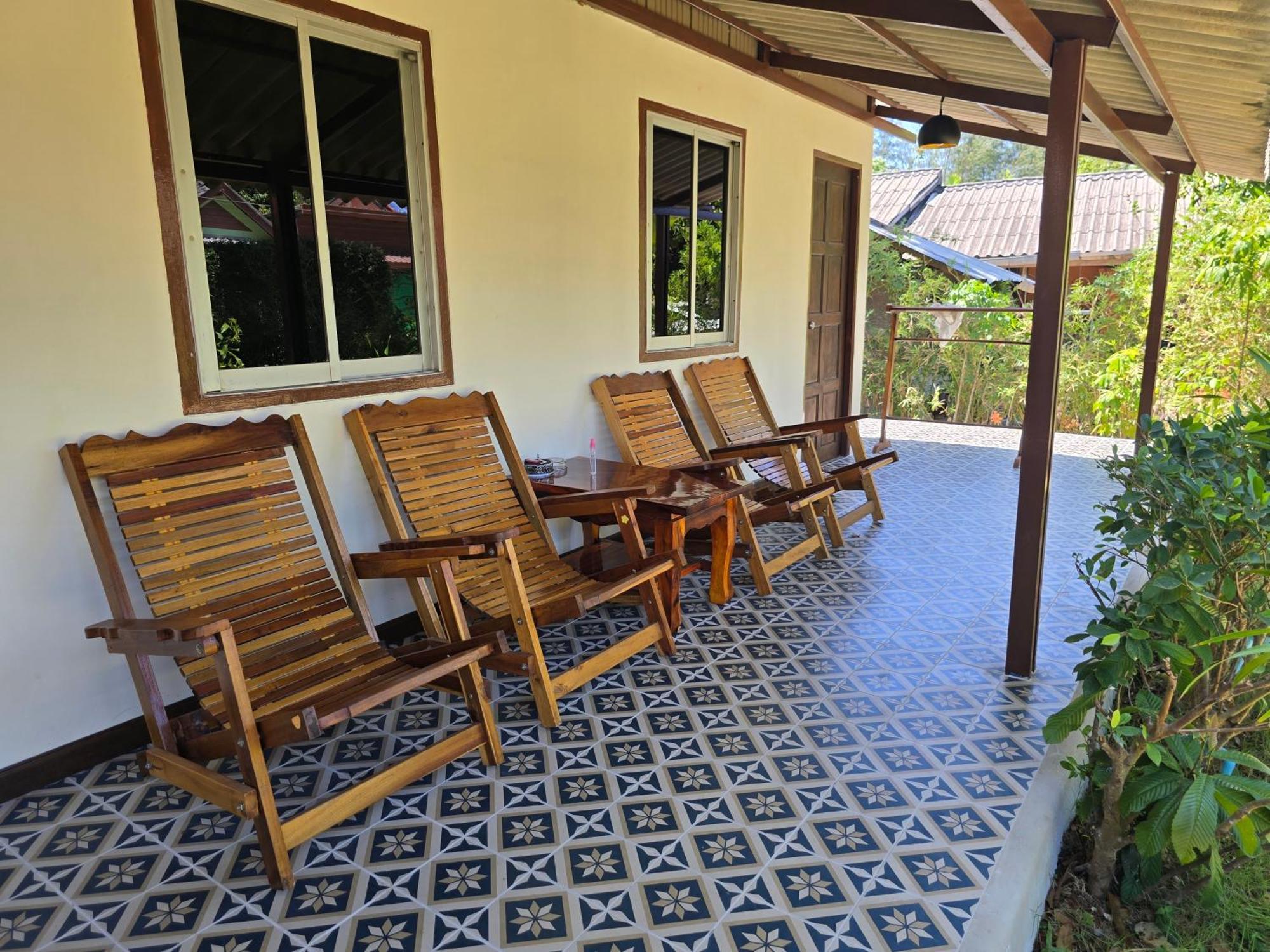 The Blue Gecko Hotel Koh Lanta Bagian luar foto